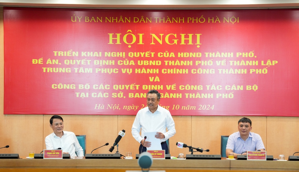 Chủ tịch UBND TP Hà Nội Trần Sỹ Thanh phát biểu tại hội nghị.