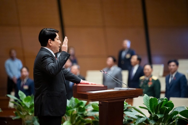 chủ tịch nước lương cường phát biểu nhậm chức giữ gìn và tăng cường sự đoàn kết trong Đảng hình ảnh 2 chu tich nuoc luong cuong phat bieu nham chuc giu gin va tang cuong su doan ket trong Dang hinh anh 2