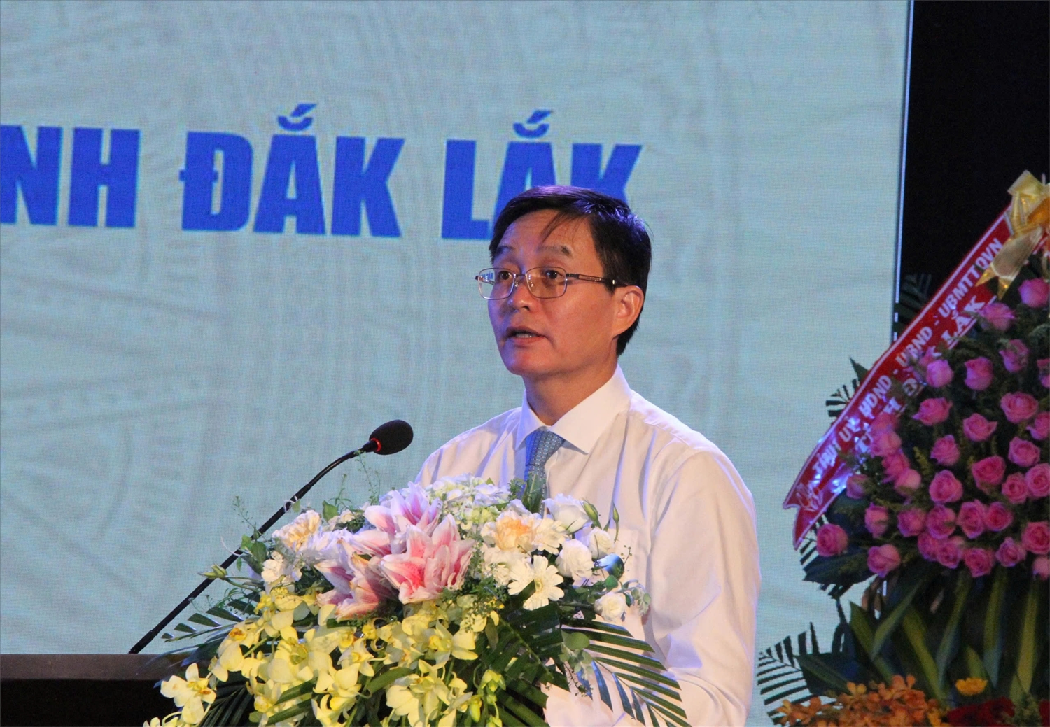 Bí thư Tỉnh ủy Đắk Lắk Nguyễn Đình Trung phát biểu tại Đại hội Bí thư Tỉnh ủy Đắk Lắk Nguyễn Đình Trung phát biểu tại Đại hội