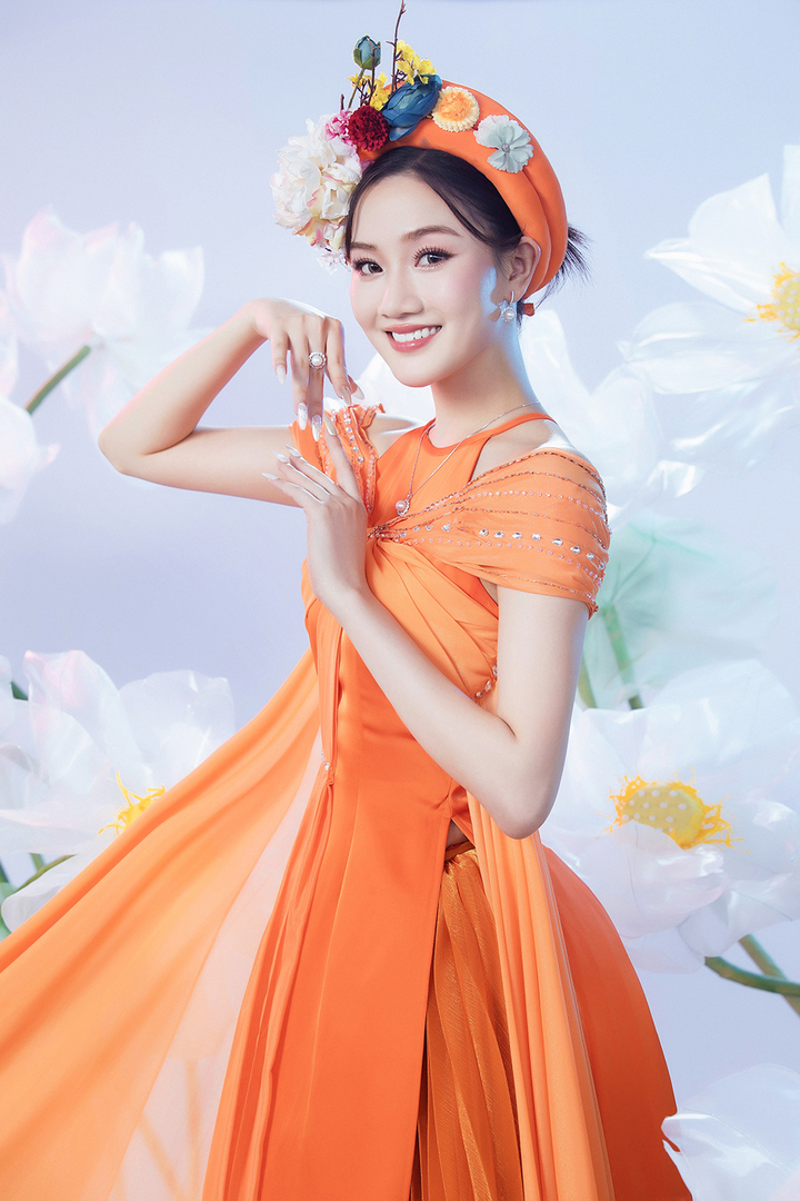 Không chỉ nhan sắc xinh đẹp, đa số thí sinh năm nay ghi điểm nhờ thành tích học tập tốt cùng nhiều giải thưởng ấn tượng.