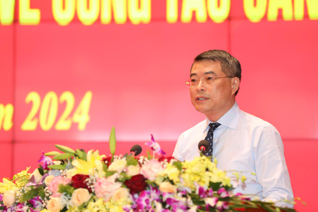 Tân Bí thư Tỉnh ủy Quảng Ninh là ai?- Ảnh 2. Tân Bí thư Tỉnh ủy Quảng Ninh là ai?- Ảnh 2.