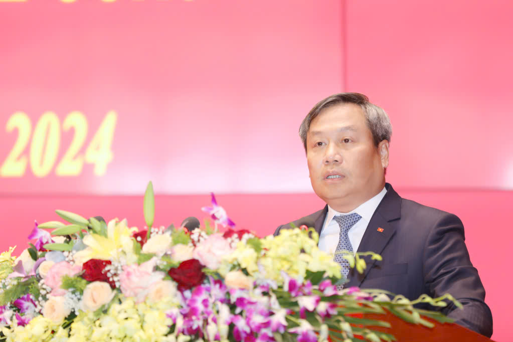 Tân Bí thư Tỉnh ủy Quảng Ninh là ai?- Ảnh 3. Tân Bí thư Tỉnh ủy Quảng Ninh là ai?- Ảnh 3.