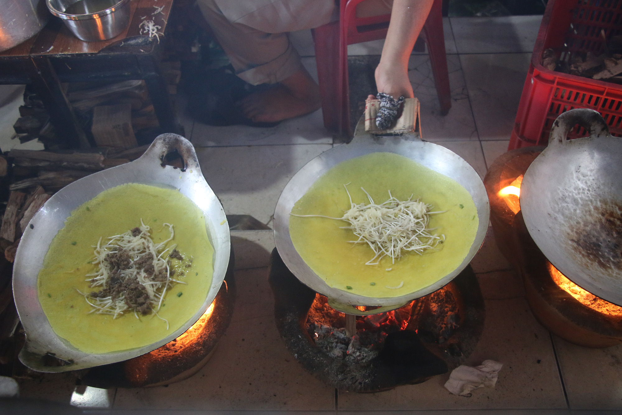 Làng bánh xèo Cao Lãnh nhộn nhịp ngày Tết Đoan ngọ - Ảnh 11. Làng bánh xèo Cao Lãnh nhộn nhịp ngày Tết Đoan ngọ - Ảnh 11.