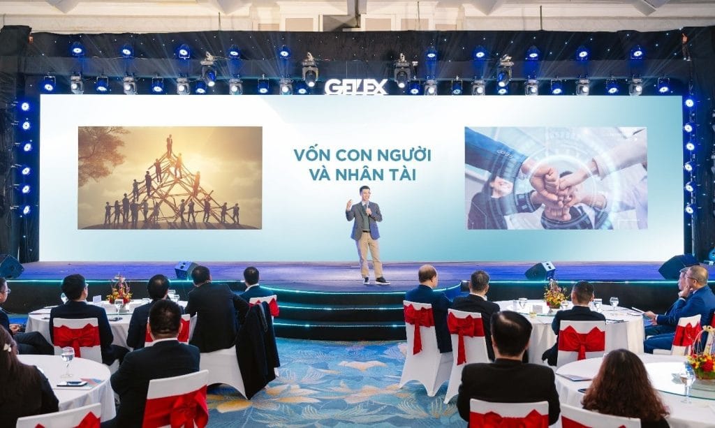 4 phụ nữ nhảy phản cảm tại di tích chùa Bổ Đà - Vietnam.vn