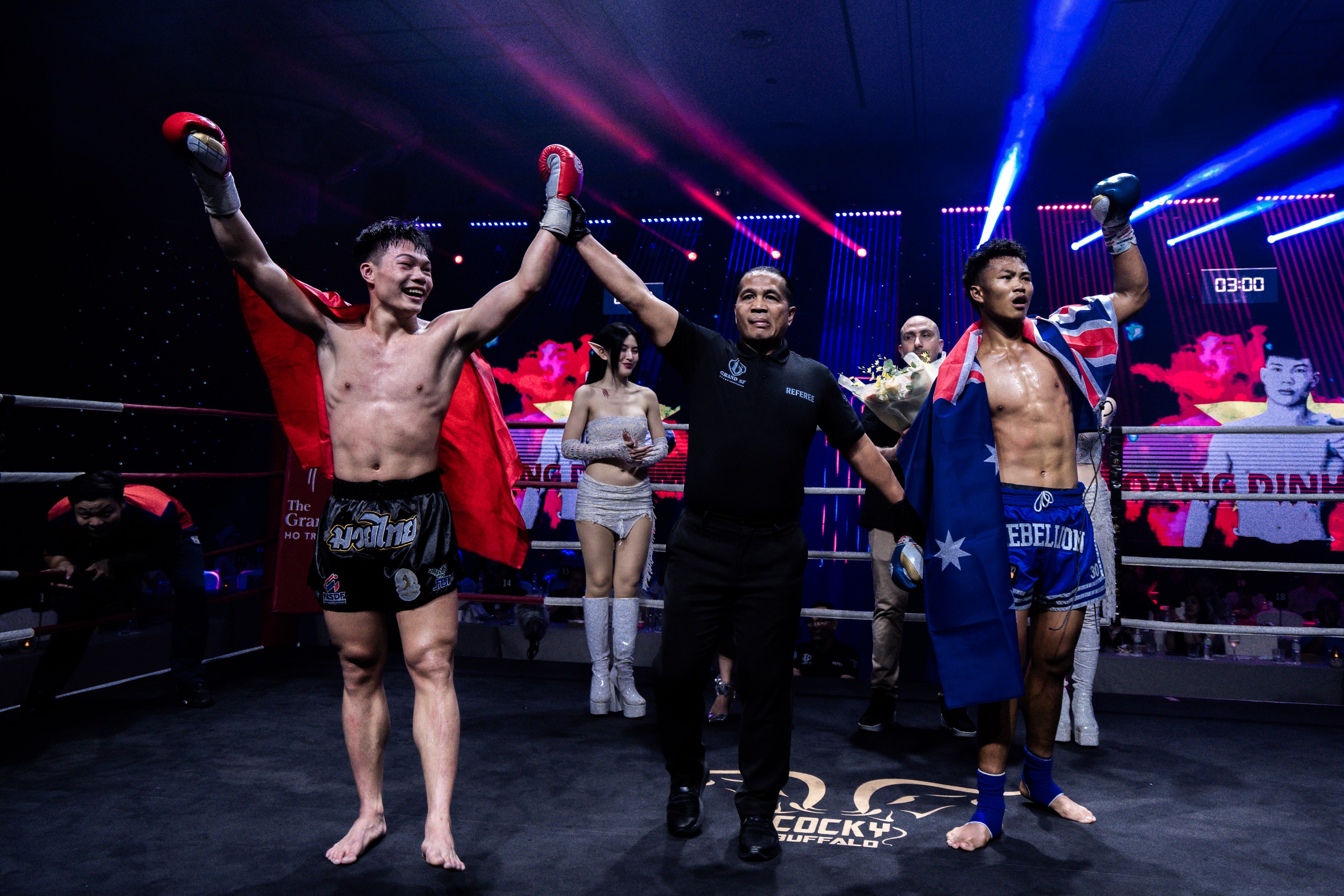 Quét trụ cực hay, võ sĩ Việt Nam hạ knock-out mãn nhãn võ sĩ Đài Loan- Ảnh 4. Quét trụ cực hay, võ sĩ Việt Nam hạ knock-out mãn nhãn võ sĩ Đài Loan- Ảnh 4.