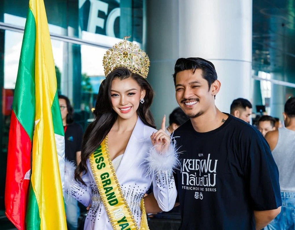 Á hậu 2 giải thích lý do gào khóc, Ban tổ chức nói về việc tước vương miện - 4 Á hậu 2 giải thích lý do gào khóc, Ban tổ chức nói về việc tước vương miện - 4