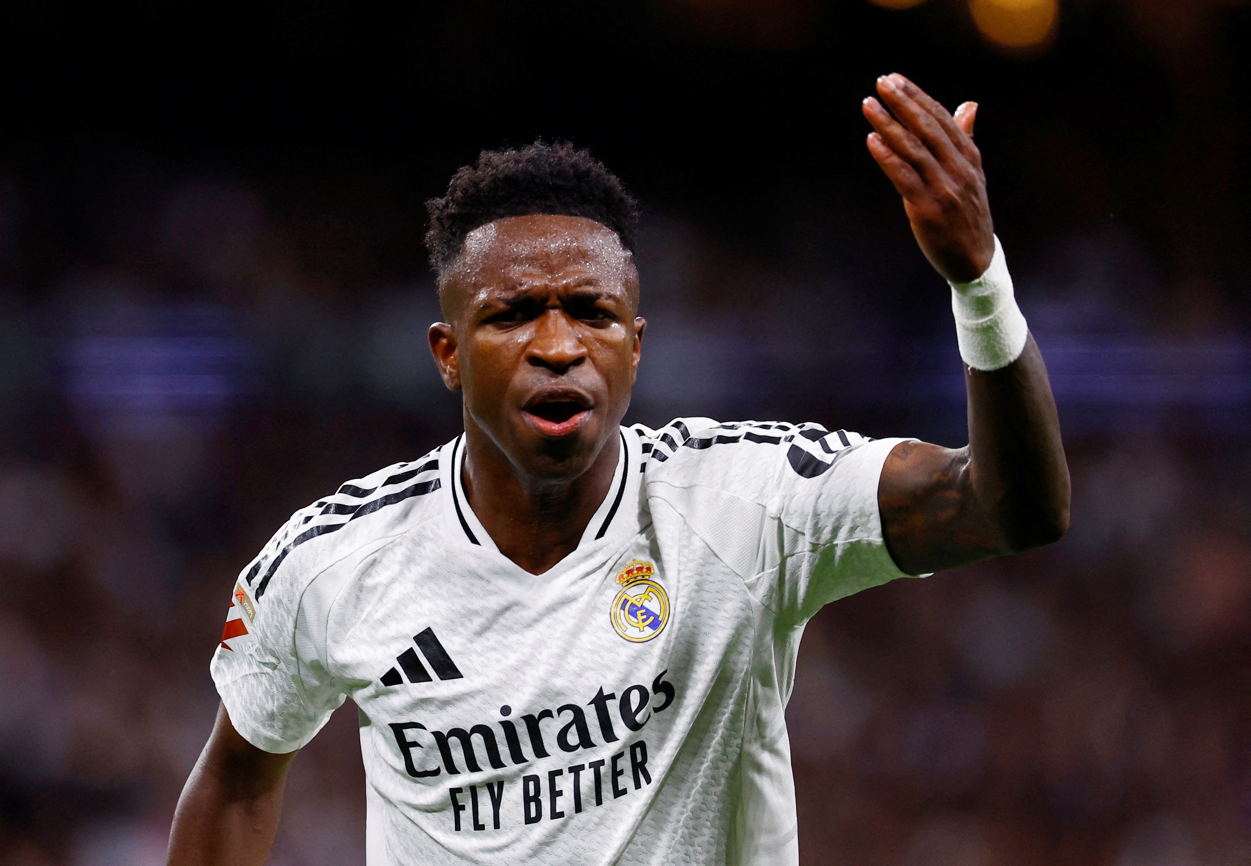 Rodri thắng ‘sốc’ Vinicius để đoạt Quả bóng vàng 2024, Lamine Yamal lại có thêm kỷ lục- Ảnh 6. Rodri thắng ‘sốc’ Vinicius để đoạt Quả bóng vàng 2024, Lamine Yamal lại có thêm kỷ lục- Ảnh 6.