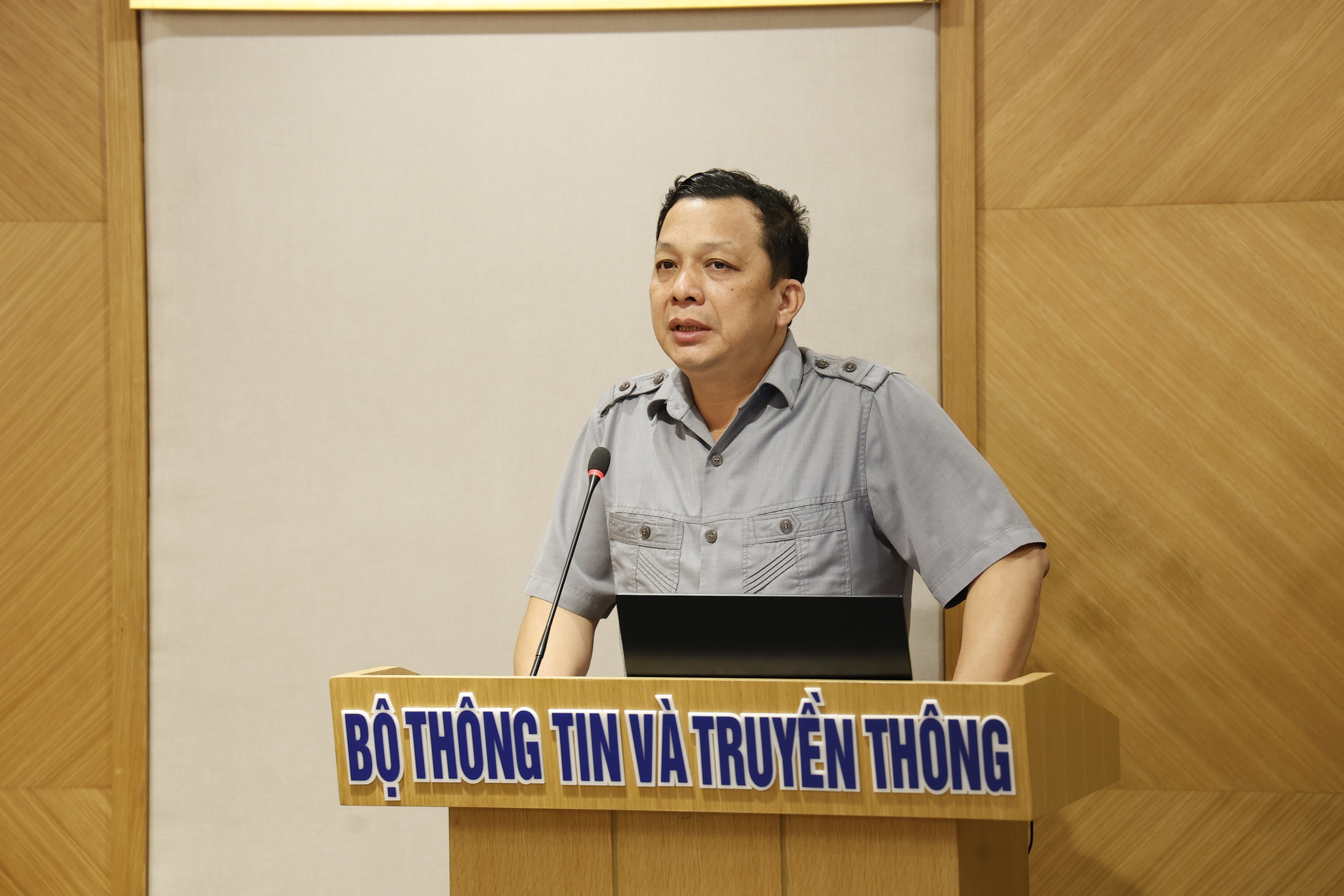 Đảng ủy Bộ Thông tin và Truyền thông sơ kết công tác 9 tháng đầu năm 2024- Ảnh 2. Đảng ủy Bộ Thông tin và Truyền thông sơ kết công tác 9 tháng đầu năm 2024- Ảnh 2.
