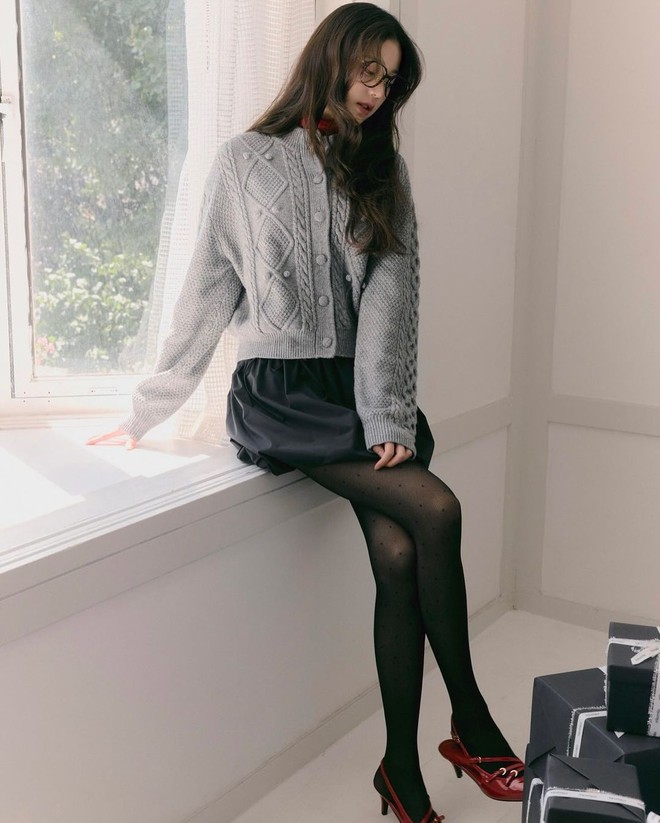 Fan mê mệt với kiểu áo len mùa lạnh của Jang Won Young- Ảnh 5. Fan mê mệt với kiểu áo len mùa lạnh của Jang Won Young- Ảnh 5.
