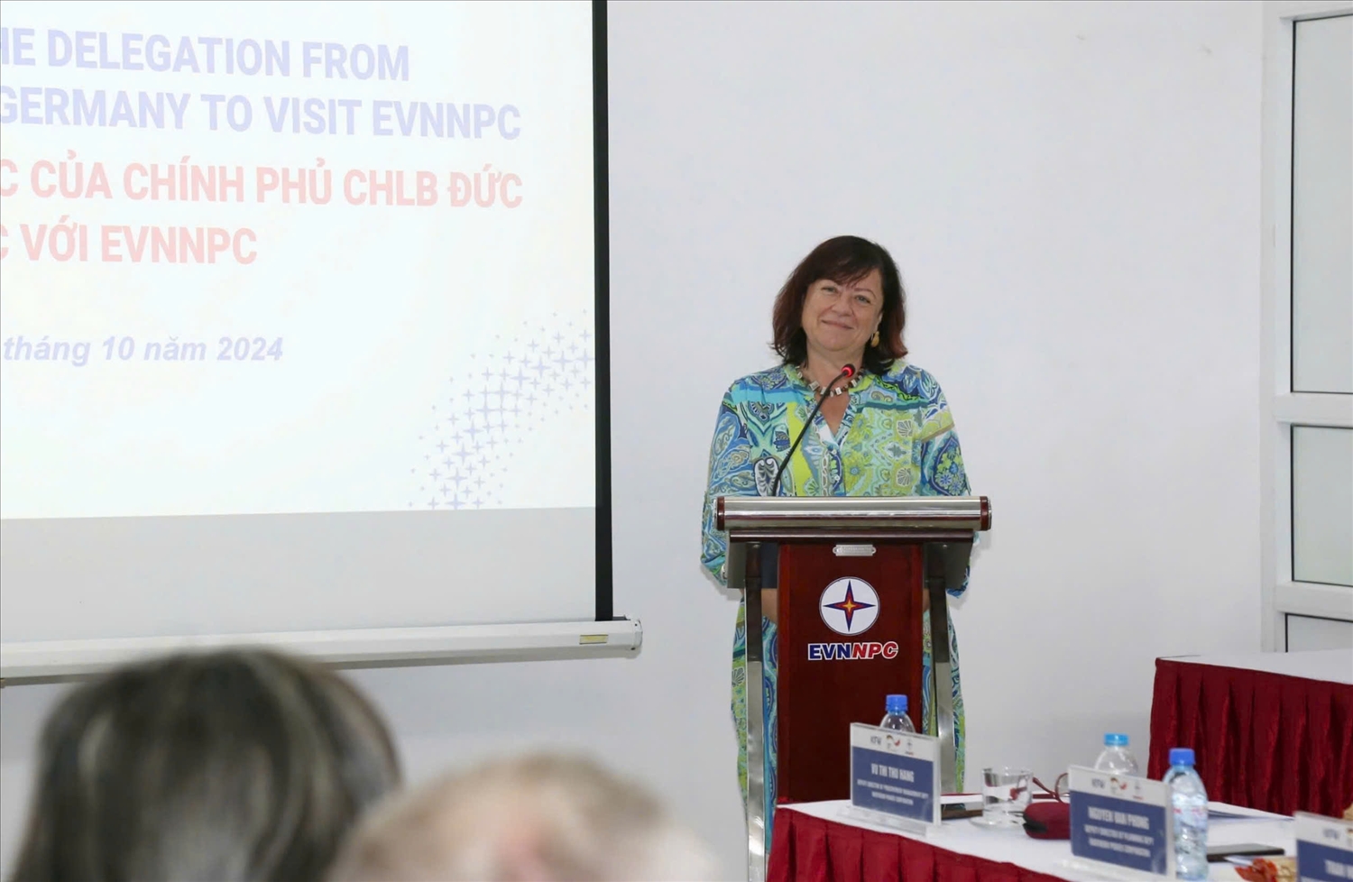 Bà Bärbel Kofler - Quốc vụ khanh Bộ Hợp tác và Phát triển kinh tế Cộng hòa Liên bang Đức phát biểu tại buổi làm việc Bà Bärbel Kofler - Quốc vụ khanh Bộ Hợp tác và Phát triển kinh tế Cộng hòa Liên bang Đức phát biểu tại buổi làm việc