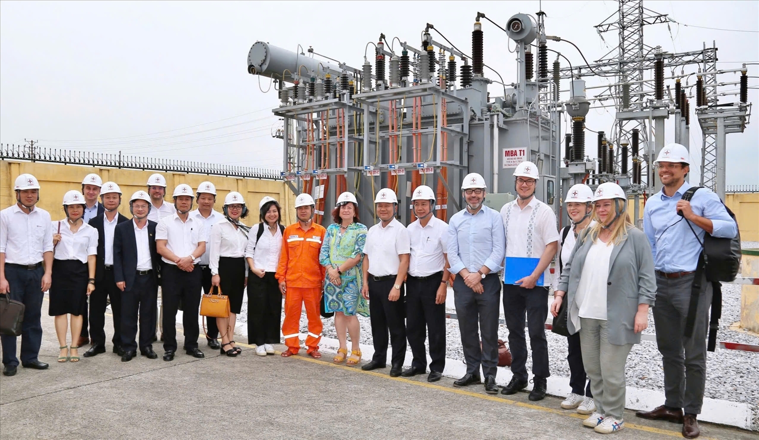 Đoàn công tác cấp cao của Chính phủ CHLB Đức thăm công trình của EVNNPC Đoàn công tác cấp cao của Chính phủ CHLB Đức thăm công trình của EVNNPC