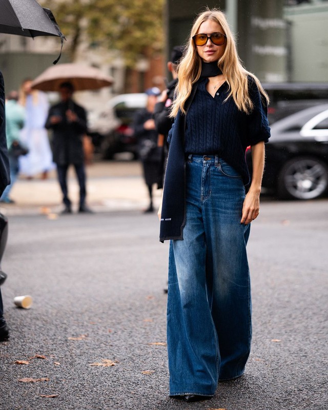 5 chiếc quần jeans hợp thời trang năm 2024- Ảnh 1. 5 chiếc quần jeans hợp thời trang năm 2024- Ảnh 1.