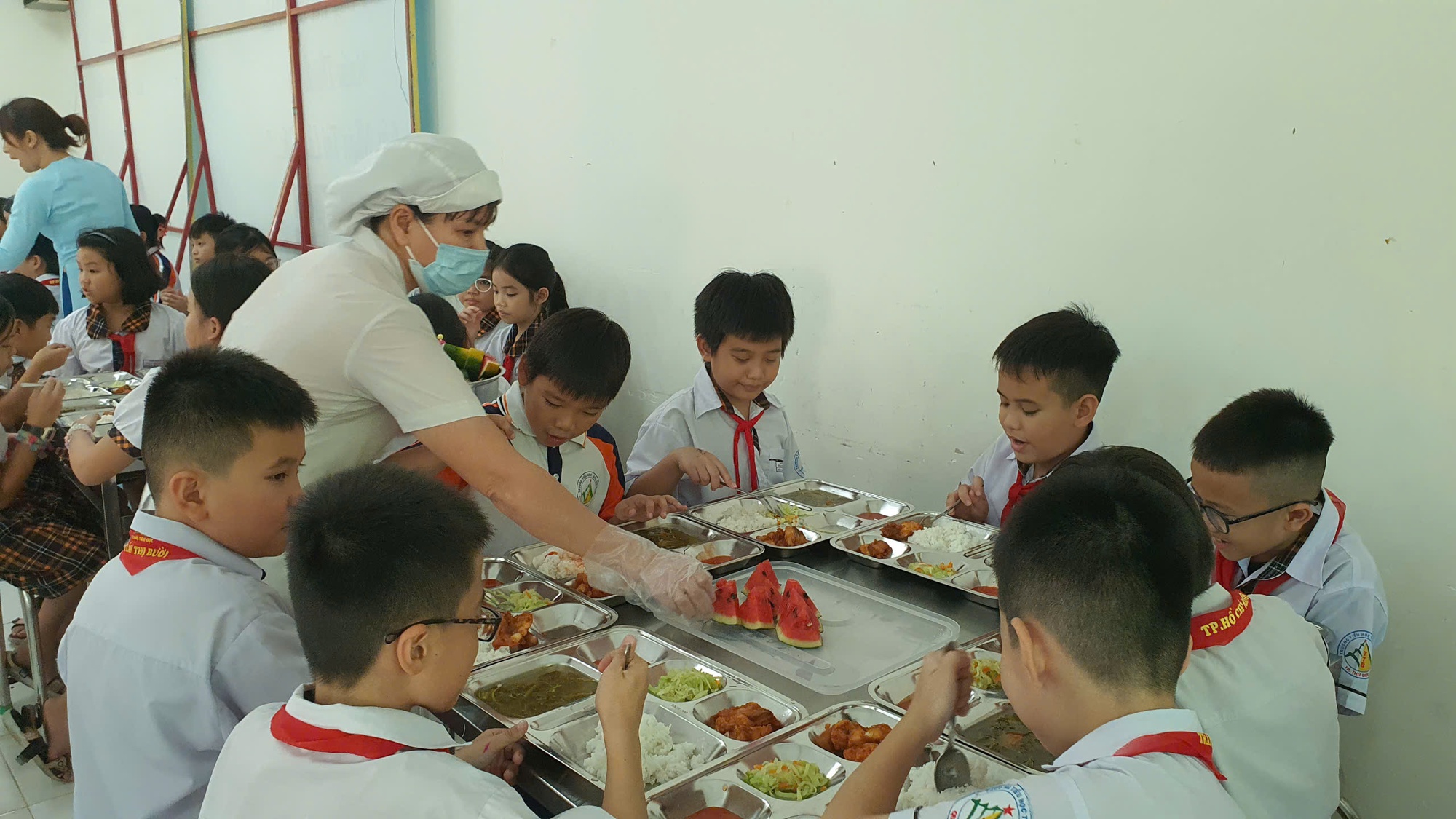 Bảo mẫu vẫn chưa là một nghề chính danh- Ảnh 1. Bảo mẫu vẫn chưa là một nghề chính danh- Ảnh 1.