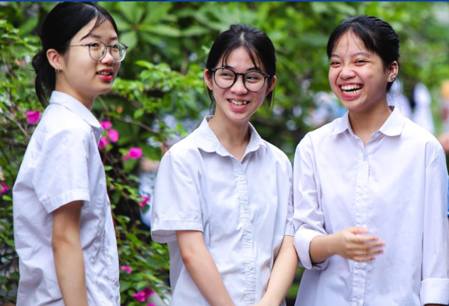 Bộ GD-ĐT dự kiến bốc thăm môn thi thứ ba vào lớp 10- Ảnh 1. Bộ GD-ĐT dự kiến bốc thăm môn thi thứ ba vào lớp 10- Ảnh 1.