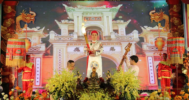 Bộ VHTTDL yêu cầu chấn chỉnh hoạt động sai lệch trong thực hành Tín ngưỡng thờ Mẫu Tam phủ tại Bắc Ninh - Ảnh 1. Bộ VHTTDL yêu cầu chấn chỉnh hoạt động sai lệch trong thực hành Tín ngưỡng thờ Mẫu Tam phủ tại Bắc Ninh - Ảnh 1.