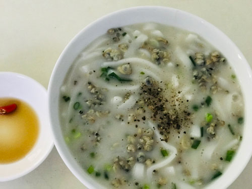 Buffet hến ngon lạ của cù lao Tân Phong - Ảnh 1. Buffet hến ngon lạ của cù lao Tân Phong - Ảnh 1.