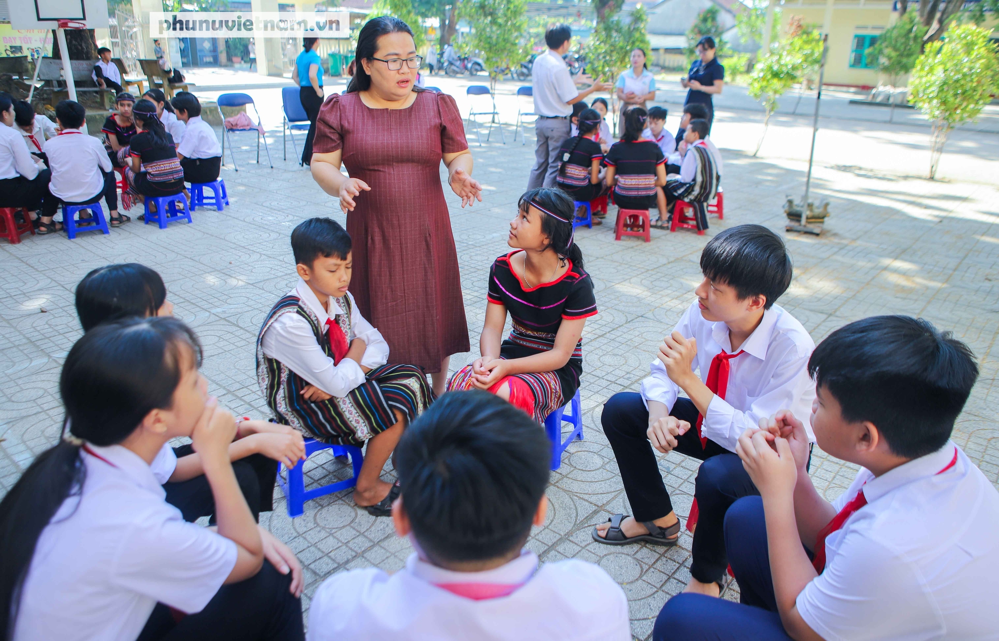 CLB "Thủ lĩnh của sự thay đổi" giúp trẻ em dân tộc thiểu số tự tin vững bước- Ảnh 1. CLB "Thủ lĩnh của sự thay đổi" giúp trẻ em dân tộc thiểu số tự tin vững bước- Ảnh 1.