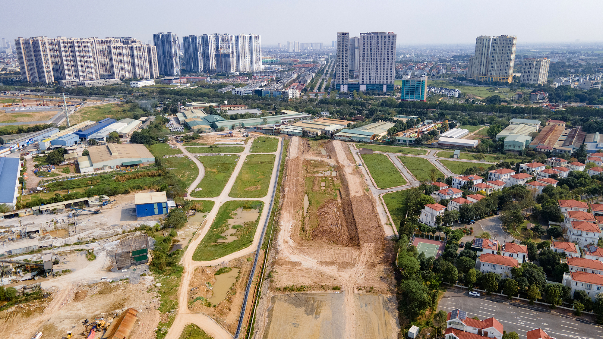 Cấp bách đưa Luật Đất đai vào cuộc sống- Ảnh 1. Cấp bách đưa Luật Đất đai vào cuộc sống- Ảnh 1.