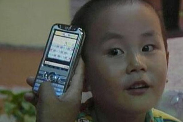 Cậu bé 3 tuổi vẫn không biết nói, giữa đêm thốt ra câu đầu tiên với nội dung rùng mình, bố mẹ kinh hãi đến mức phải chuyển nhà - Ảnh 2. Cậu bé 3 tuổi vẫn không biết nói, giữa đêm thốt ra câu đầu tiên với nội dung rùng mình, bố mẹ kinh hãi đến mức phải chuyển nhà - Ảnh 2.