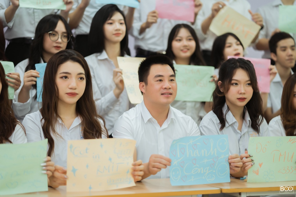 Chạy đua với đề tham khảo tốt nghiệp THPT 2025 - 1 Chạy đua với đề tham khảo tốt nghiệp THPT 2025 - 1