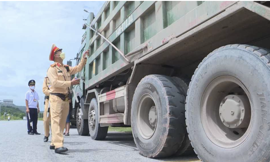 Chia sẻ hình ảnh đăng kiểm, dễ dàng phát hiện xe cơi nới thành thùng- Ảnh 1. Chia sẻ hình ảnh đăng kiểm, dễ dàng phát hiện xe cơi nới thành thùng- Ảnh 1.