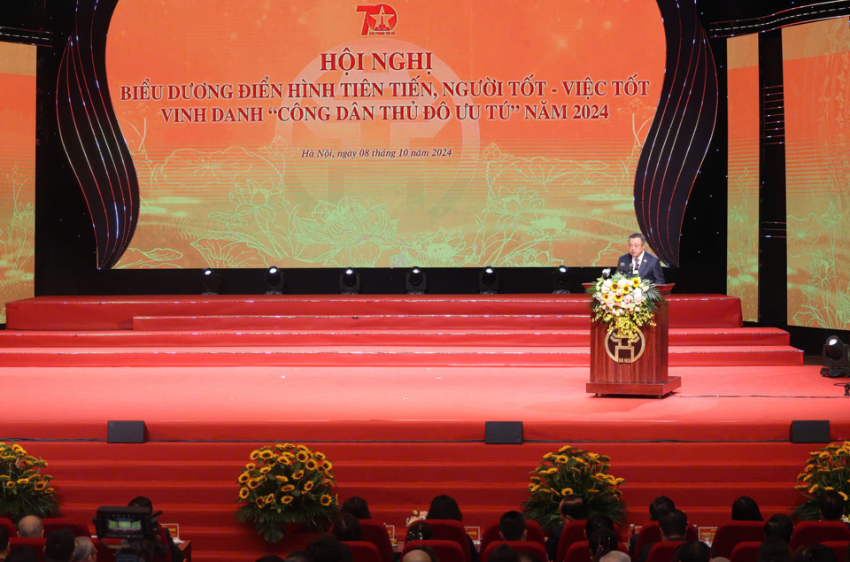Chủ tịch UBND TP Hà Nội Trần Sỹ Thanh nhấn mạnh phong trào “Người tốt, việc tốt” đã khơi dậy sức mạnh đại đoàn kết toàn dân tộc, tạo động lực cho Thủ đô thực hiện thắng lợi các nhiệm vụ chính trị được giao.