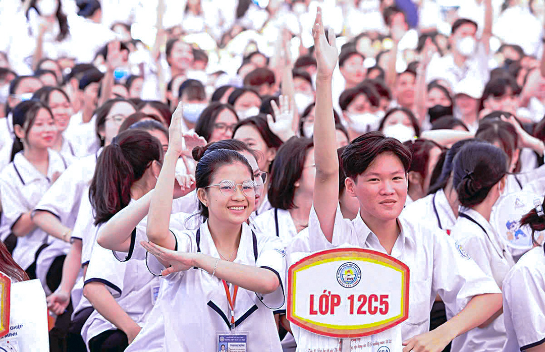 Cơ hội, thách thức khi chọn môn thi tốt nghiệp 2025 - Ảnh 1. Chọn ngành sau thi tốt nghiệp 2025: Cơ hội và thách thức - Ảnh 1.