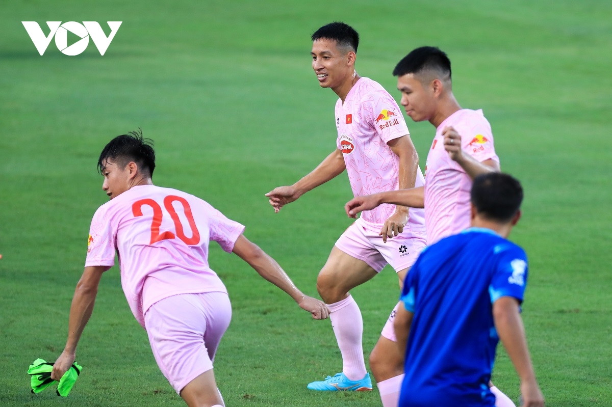 Đt việt nam chính thức hội quân, lịch tập khắc nghiệt hình ảnh 1 Dt viet nam chinh thuc hoi quan, lich tap khac nghiet hinh anh 1