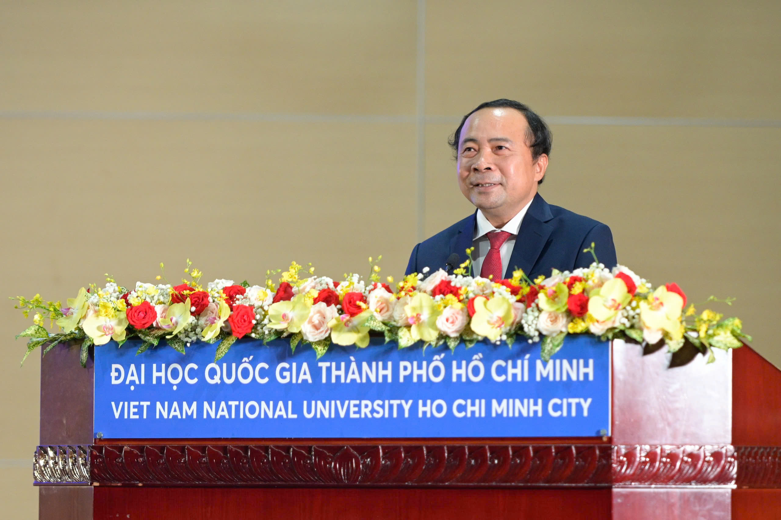 Đất nước cần những “Thánh Gióng mới” để vươn mình phát triển- Ảnh 1. Đất nước cần những “Thánh Gióng mới” để vươn mình phát triển- Ảnh 1.
