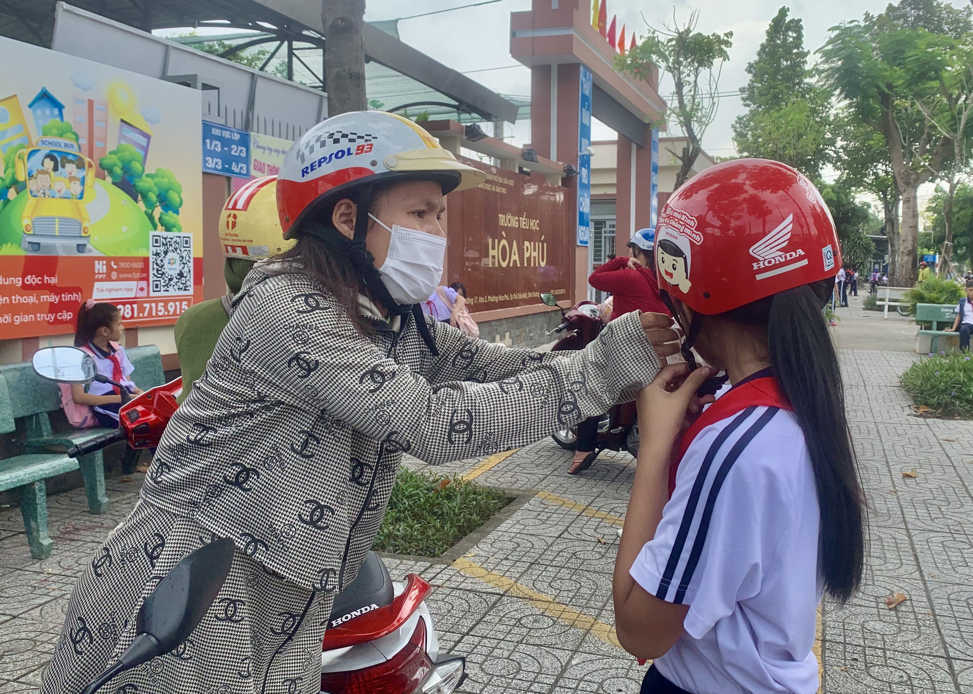 Bạn đọc đề nghị nhân rộng mô hình ‘trường học không có quỹ lớp’ - Ảnh 1. 'Độc lạ Bình Dương': Trường học không có quỹ lớp, chuyện thật mà tưởng như cổ tích - Ảnh 1.