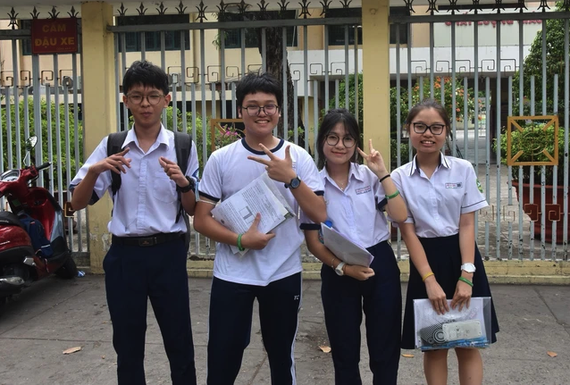 Thi lớp 10: Dự kiến 3 phương thức tuyển sinh, thí sinh thi 3 môn- Ảnh 1. Thi lớp 10: Dự kiến 3 phương thức tuyển sinh, thí sinh thi 3 môn- Ảnh 1.