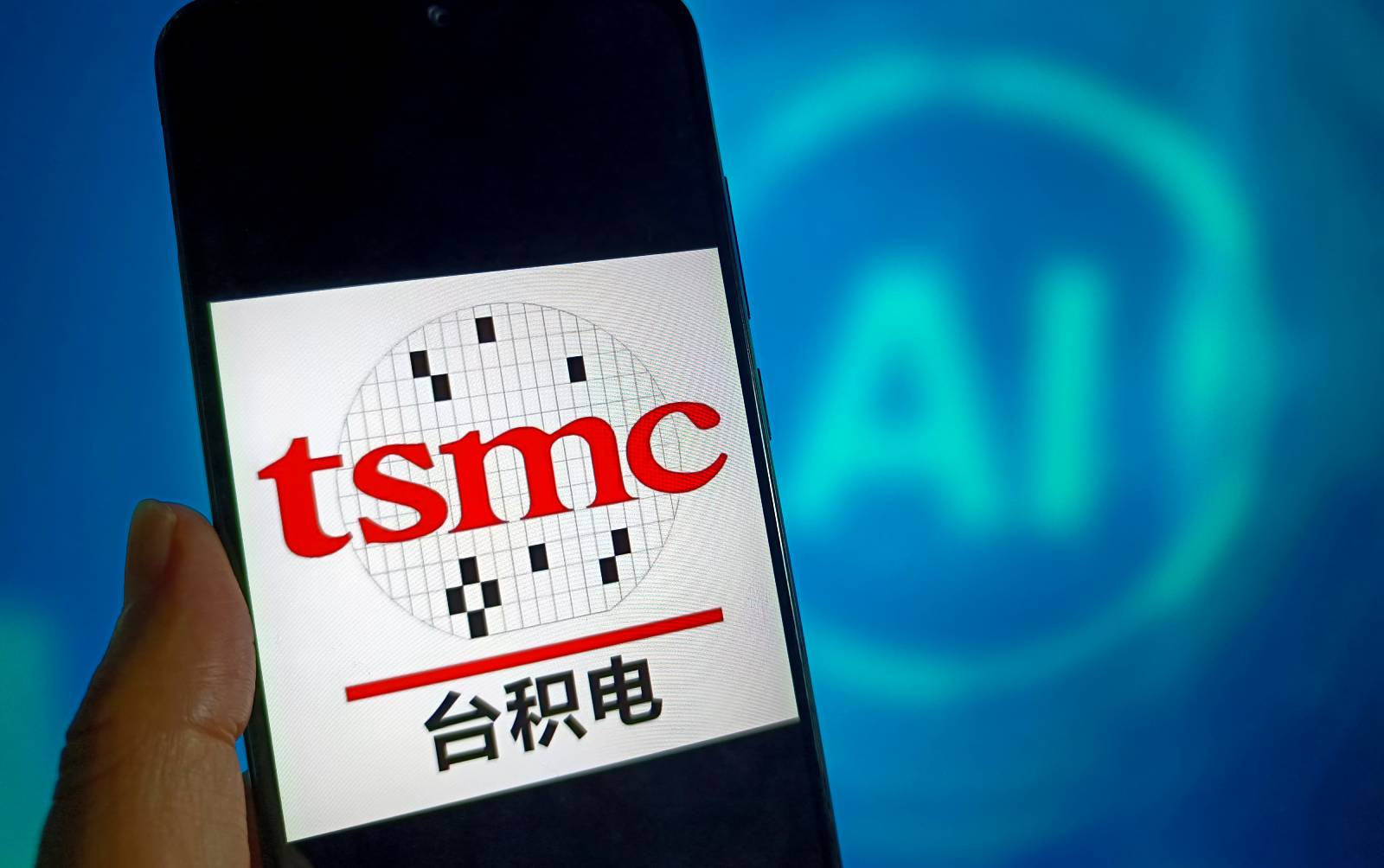 Gã khổng lồ bán dẫn TSMC cắt đứt quan hệ bạn hàng vì tuồn chip cho Huawei- Ảnh 1. Gã khổng lồ bán dẫn TSMC cắt đứt quan hệ bạn hàng vì tuồn chip cho Huawei- Ảnh 1.
