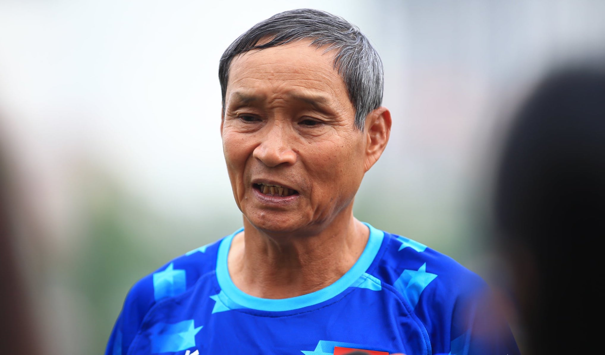 HLV Mai Đức Chung được xét tặng danh hiệu Anh hùng Lao động: 'Tôi rất phấn khởi...'- Ảnh 1. HLV Mai Đức Chung được xét tặng danh hiệu Anh hùng Lao động: 'Tôi rất phấn khởi...'- Ảnh 1.