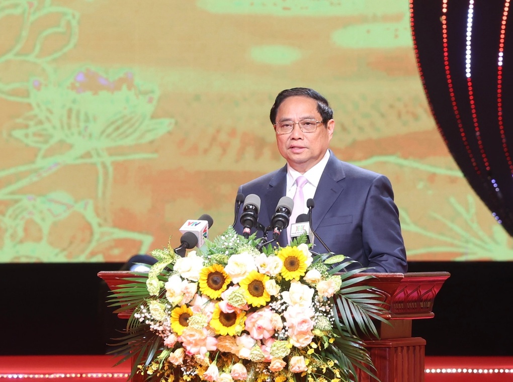 Hà Nội vinh danh 10 Công dân Thủ đô ưu tú - 1 Hà Nội vinh danh 10 Công dân Thủ đô ưu tú - 1
