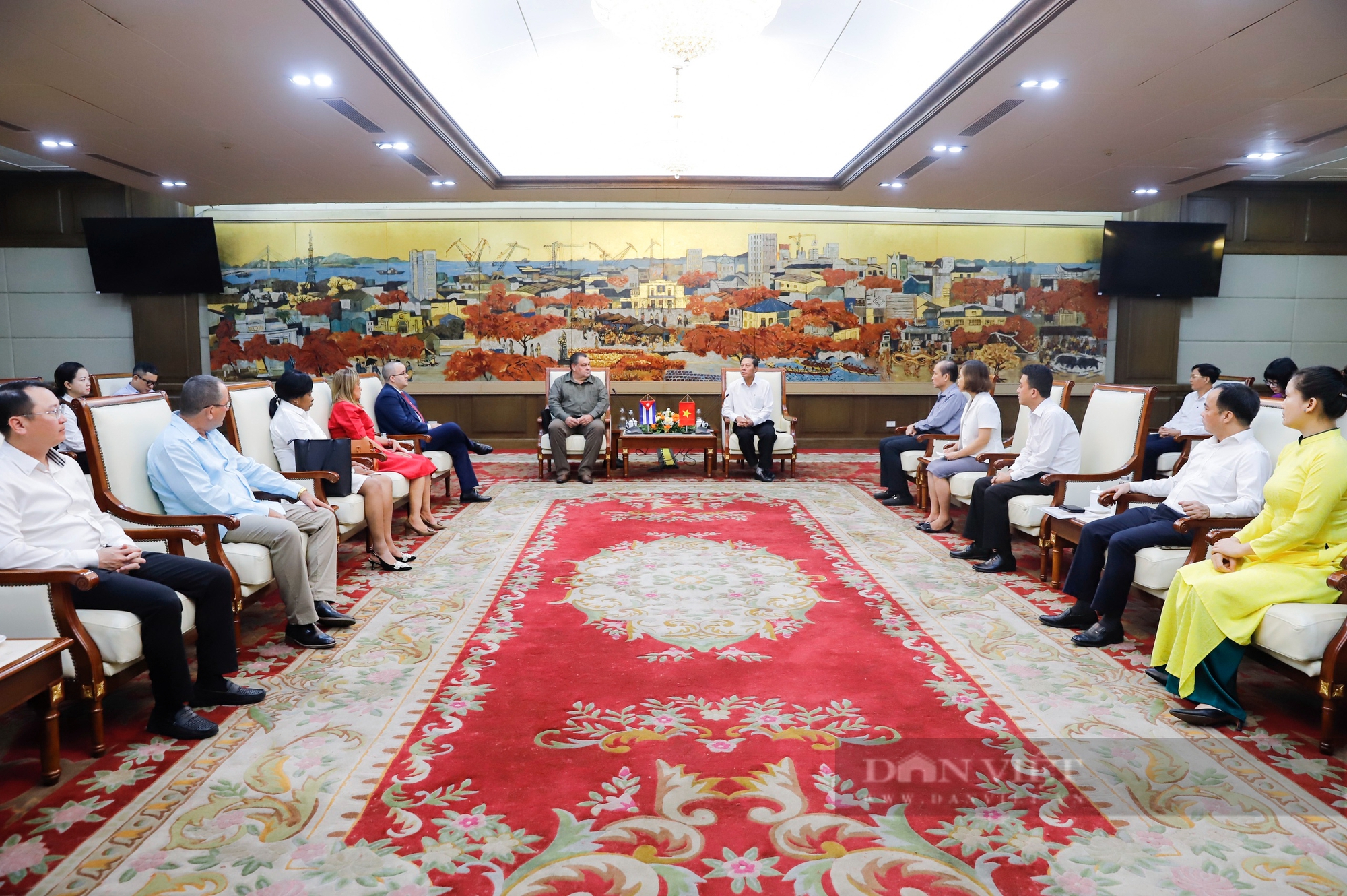 Hội Tiểu nông Cuba chào xã giao lãnh đạo TP.Hải Phòng và tham quan các công trình đặc biệt- Ảnh 1. Hội Tiểu nông Cuba chào xã giao lãnh đạo TP.Hải Phòng và tham quan các công trình đặc biệt- Ảnh 1.