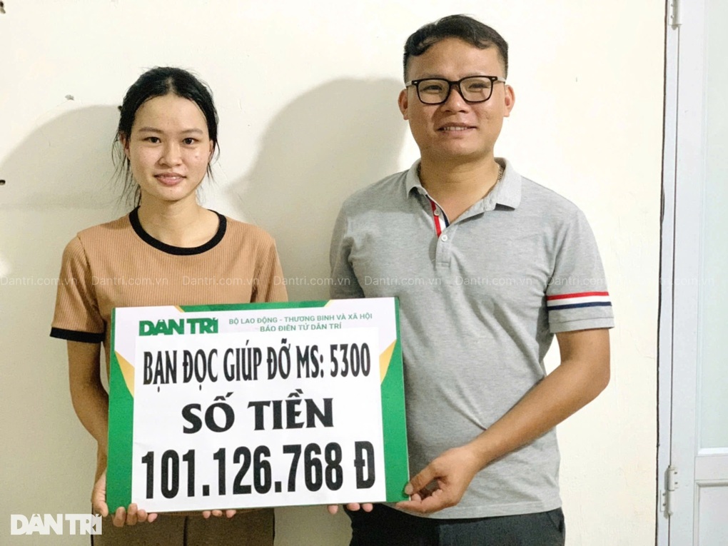 Hơn 255 triệu đồng đến với cô gái trẻ có bố tâm thần, em bại não - 1 Hơn 255 triệu đồng đến với cô gái trẻ có bố tâm thần, em bại não - 1