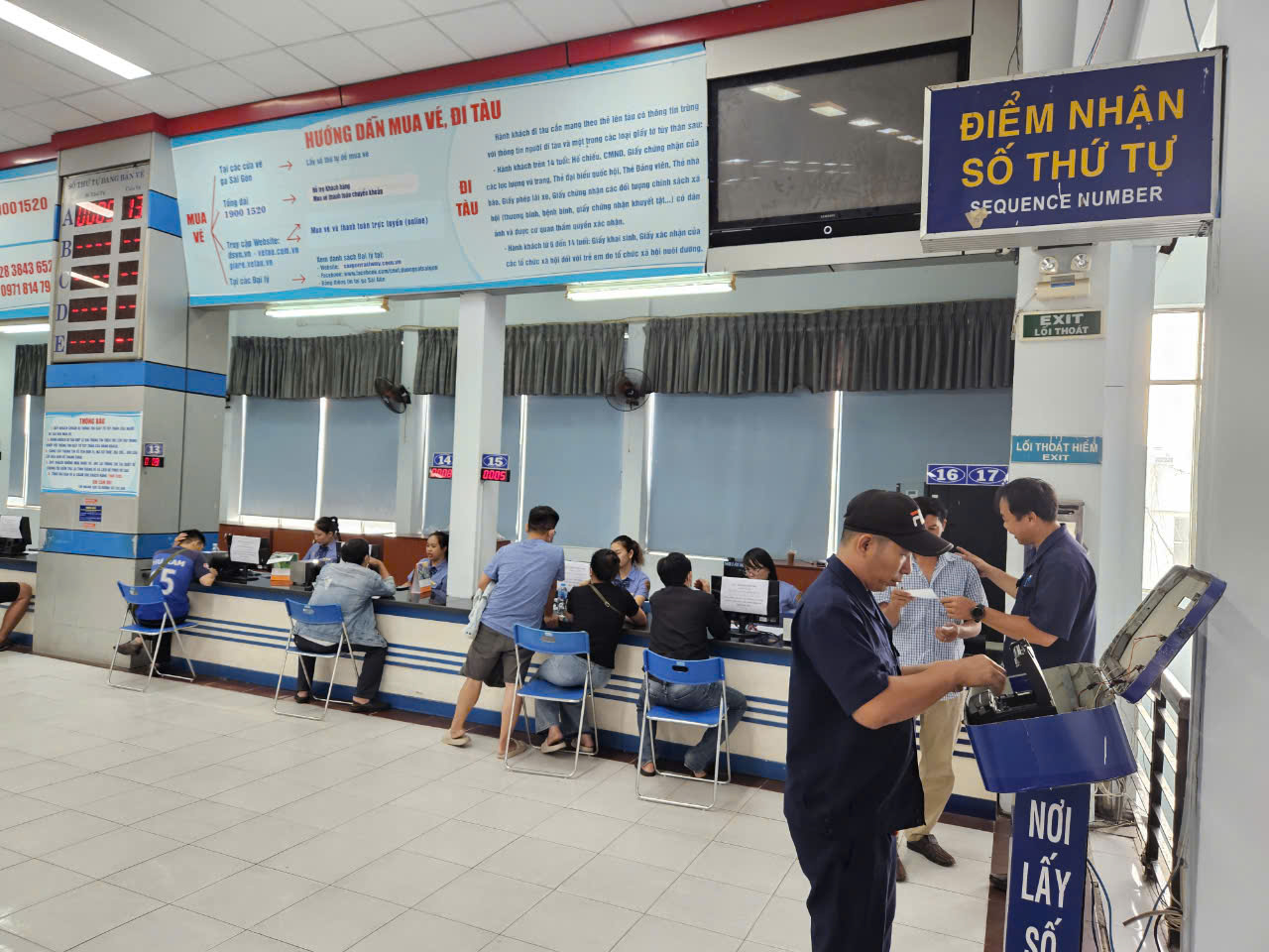 Hơn 62.000 vé tàu Tết 2025 đã được thanh toán- Ảnh 1. Hơn 62.000 vé tàu Tết 2025 đã được thanh toán- Ảnh 1.