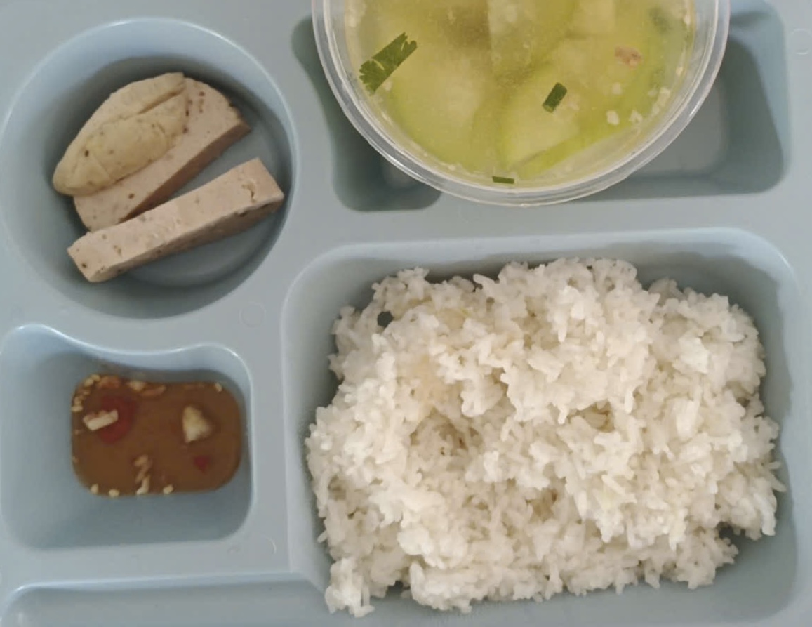 Vụ khay cơm giáo viên mầm non ở BR-VT: Làm rõ trách nhiệm trước khi xét đơn nghỉ việc - Ảnh 2. Vụ khay cơm giáo viên mầm non ở BR-VT: Làm rõ trách nhiệm trước khi xét đơn nghỉ việc - Ảnh 2.