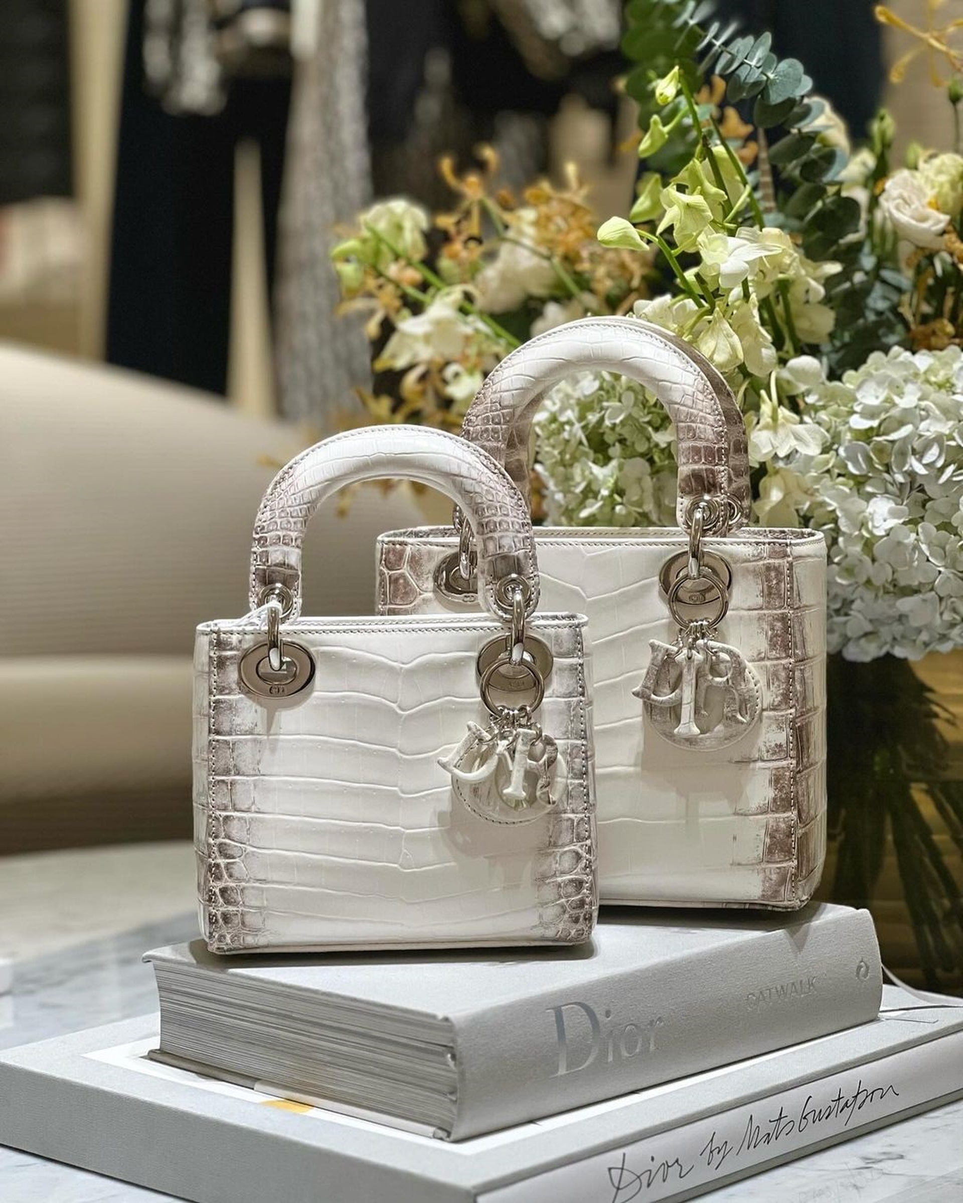 Loạt thiết kế da cá sấu siêu hiếm giống túi Hermès bà Trương Mỹ Lan xin lại - 9 Loạt thiết kế da cá sấu siêu hiếm giống túi Hermès bà Trương Mỹ Lan xin lại - 9