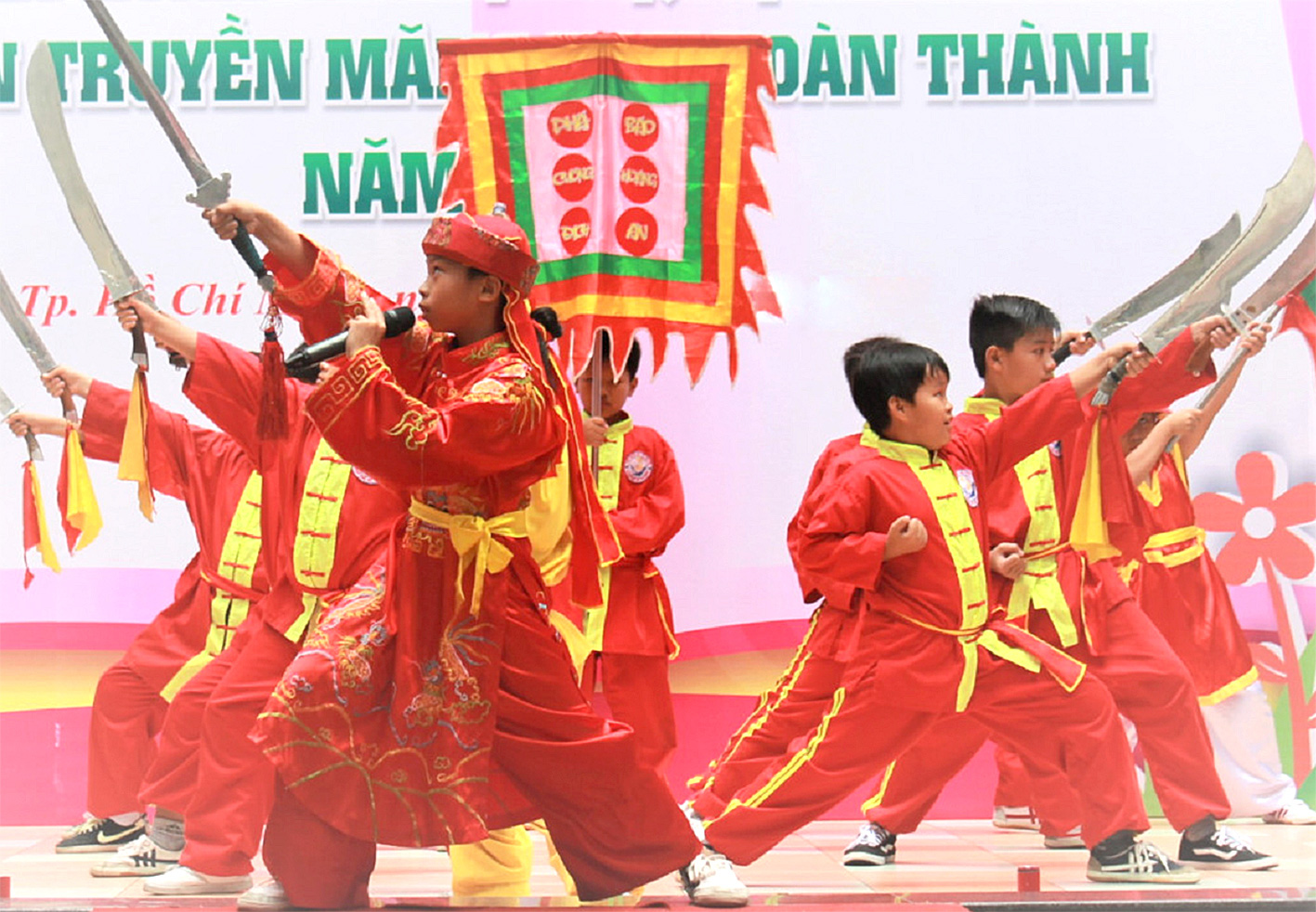 Khởi động hội thi Tự hào sử Việt 2024 - Ảnh 1. Khởi động hội thi Tự hào sử Việt 2024 - Ảnh 1.