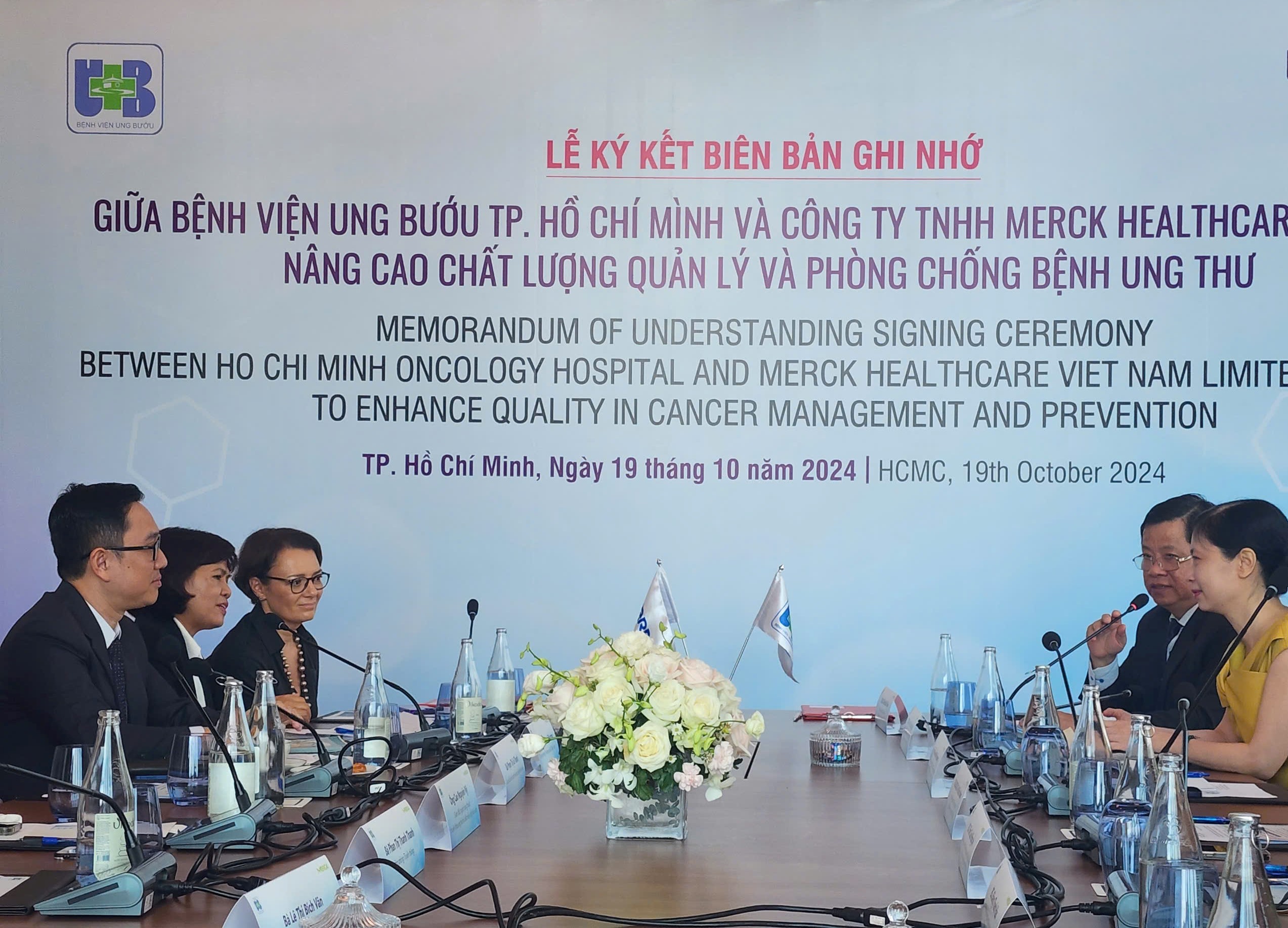 Nâng cao chất lượng điều trị, chăm sóc bệnh nhân ung thư- Ảnh 1. Nâng cao chất lượng điều trị, chăm sóc bệnh nhân ung thư- Ảnh 1.