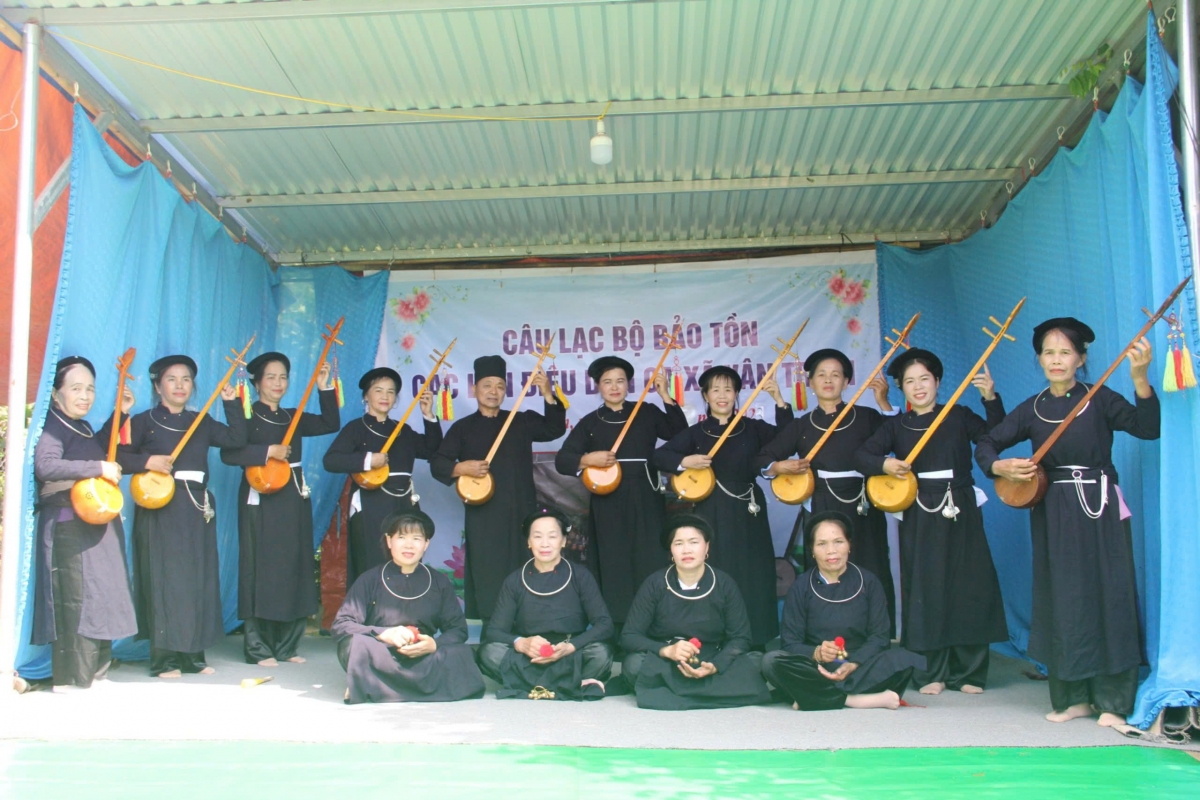 người giữ ngọn lửa dân ca tày, nùng ở vân trình cao bằng hình ảnh 1 nguoi giu ngon lua dan ca tay, nung o van trinh cao bang hinh anh 1