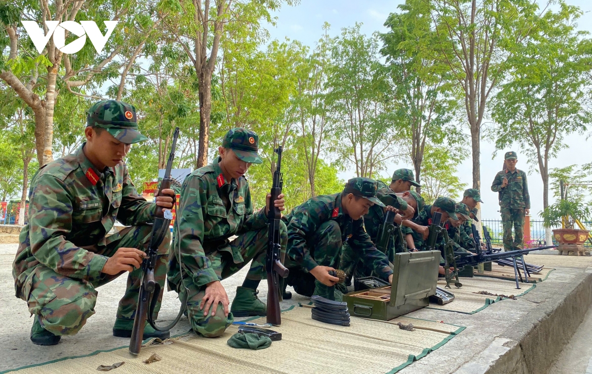 những đại đội bộ binh thép trên biên giới Đắk lắk hình ảnh 1 nhung dai doi bo binh thep tren bien gioi Dak lak hinh anh 1