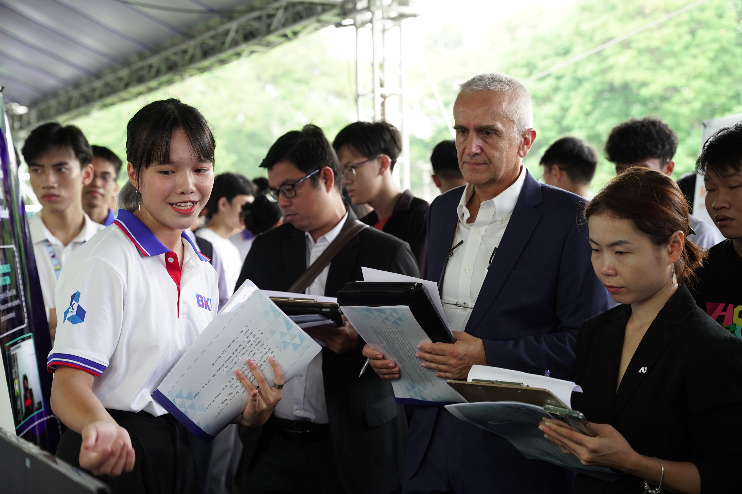 Những startup tiềm năng “lộ diện” tại Bach Khoa Innovation 2024- Ảnh 1. Những startup tiềm năng “lộ diện” tại Bach Khoa Innovation 2024- Ảnh 1.