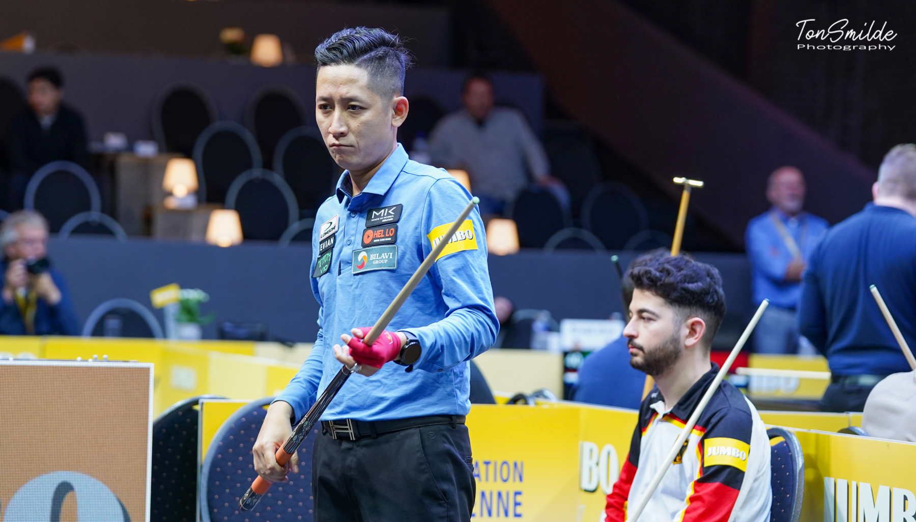 Billiards: Nước rút ngoạn mục, cơ thủ Việt Nam cùng 'thiên tài' Caudron thắng ngược ấn tượng- Ảnh 1. Billiards: Nước rút ngoạn mục, cơ thủ Việt Nam cùng 'thiên tài' Caudron thắng ngược ấn tượng- Ảnh 1.