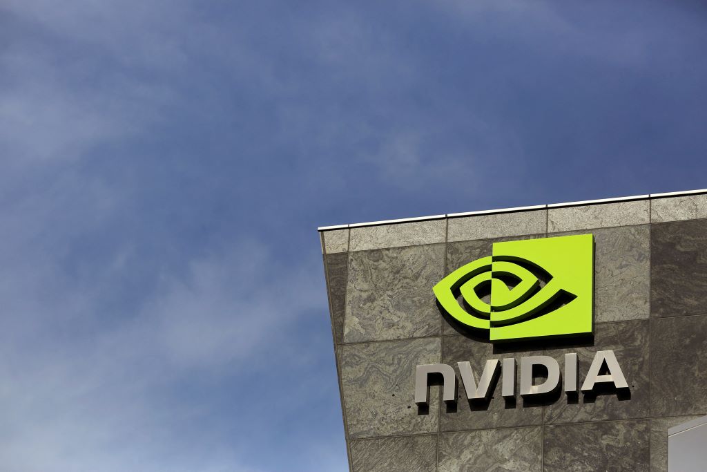 Nvidia 'lật đổ' Apple để trở thành công ty có giá trị nhất thế giới- Ảnh 1. Nvidia 'lật đổ' Apple để trở thành công ty có giá trị nhất thế giới- Ảnh 1.