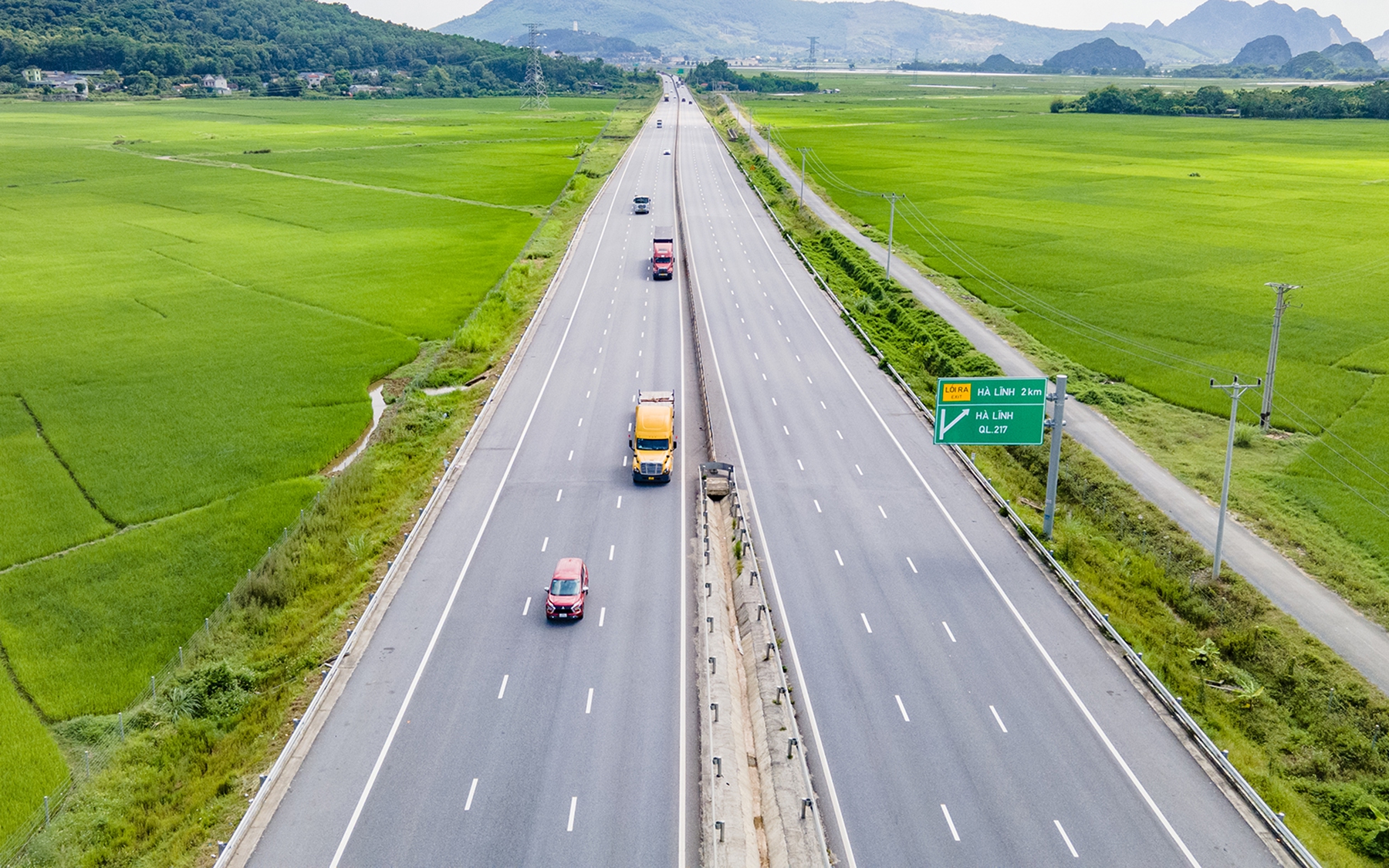 Phí cao tốc do Nhà nước đầu tư được thu thế nào?- Ảnh 3. Ai sẽ thu phí cao tốc đầu tư bằng ngân sách?