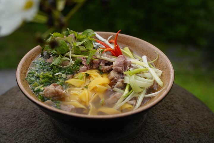 Phở ngô - đặc sản miền cao nguyên đá Hà Giang - Ảnh 1. Phở ngô - đặc sản miền cao nguyên đá Hà Giang - Ảnh 1.