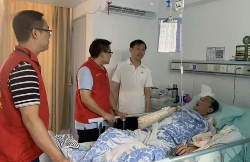 Sau 3 tháng ở viện dưỡng lão, ông tôi được đón trở lại nhà, tôi nhận ra một thứ còn trân quý hơn cả tiền tài vật chất lúc về già- Ảnh 1. Sau 3 tháng ở viện dưỡng lão, ông tôi được đón trở lại nhà, tôi nhận ra một thứ còn trân quý hơn cả tiền tài vật chất lúc về già- Ảnh 1.