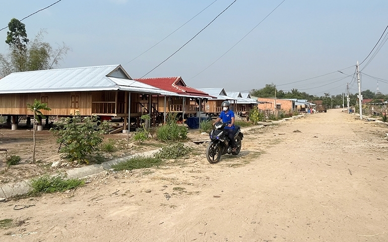 Từ nguồn vốn Dự án 2, Chương trình MTQG 1719, người dân xã Ea Lâm, huyện Sông Hinh được sắp xếp, bố trí nơi ở mới. (Ảnh: Ngô Xuân). Từ nguồn vốn Dự án 2, Chương trình MTQG 1719, người dân xã Ea Lâm, huyện Sông Hinh được sắp xếp, bố trí nơi ở mới. (Ảnh: Ngô Xuân).